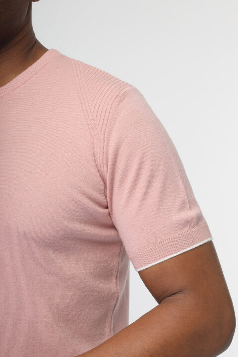 Regular Fit T- Shirt Knitted Rose - Image 5